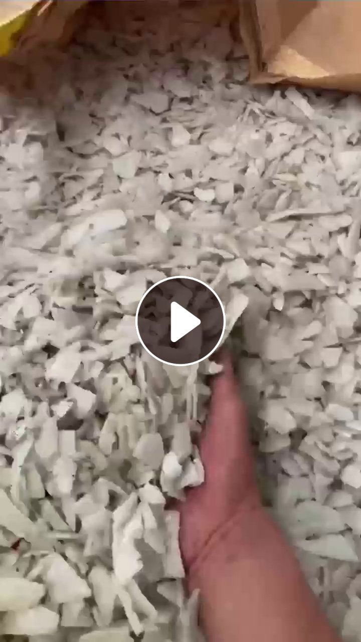 出售干粉大小白乙破碎料，大白破碎料现货够挂车
