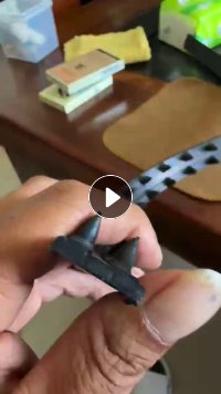 长期售黑色橡胶料，干净，可以炼油也可以造粒， 月供十几吨，货在安徽安庆