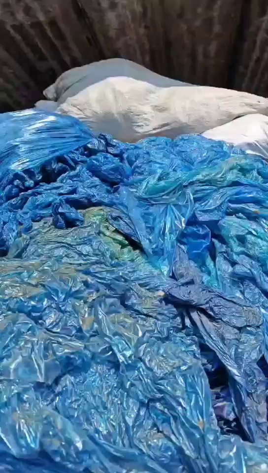 长期出售pvc蓝膜，现货18-20吨左右