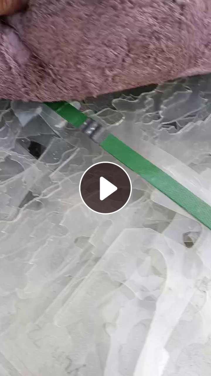 长期出售pet板材废料，现货8吨左右