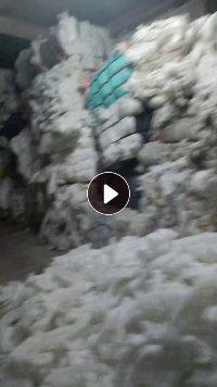 要搬仓库,现货便宜处理十几吨绗棉拆出来的丝棉,开松好的,现货十几吨,货在广东揭阳