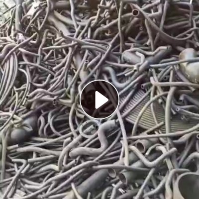 长期出售杂橡胶废料，现货够车，可炼油