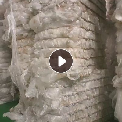 出售PE纯保鲜膜，现货20吨，月供60吨，直接上机干造