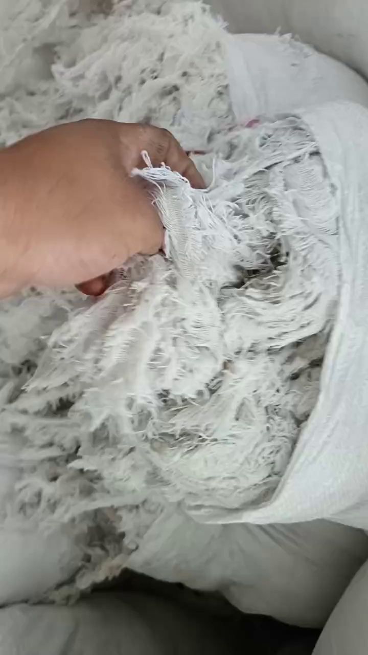 长期出售纺纱厂下来的废纱，白色和淡蓝色的