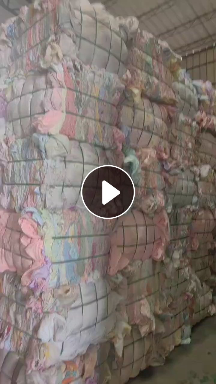 长期出售床单被罩，纯棉床单，涤棉床单都有，月供300吨左右，货在安徽合肥，广州肇庆也有厂