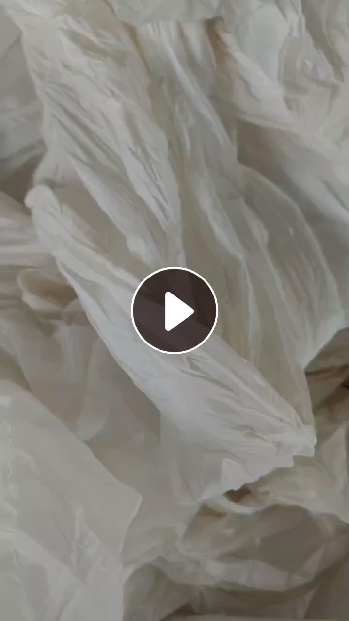 长期出售白色的纯尼龙废布，尼龙边角料，现货20吨左右