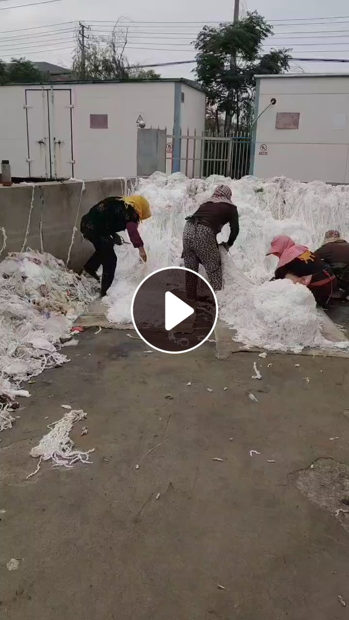 长期出售涤纶废丝，涤纶水丝，含水30%左右，月供50吨，货在江苏盐城