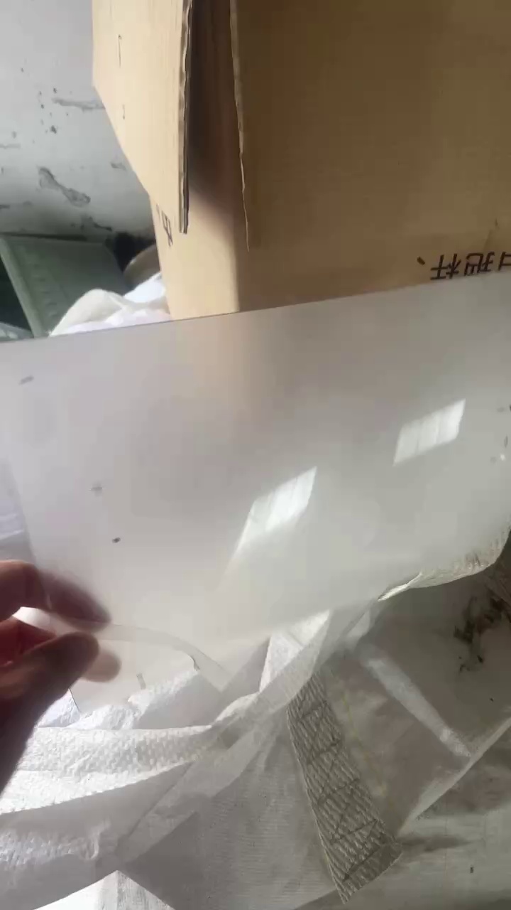 出售PC薄片，透明现货3吨，花料3吨