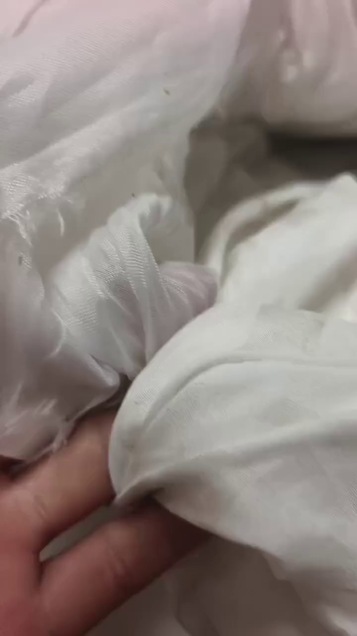 出售白色的涤棉废布，人棉废布，涤纶废布，废布统货