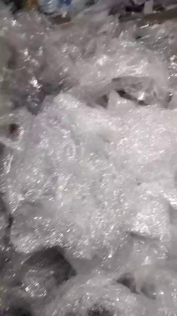 出售水洗一级高压膜废料，缠绕膜平板膜混合打，缠绕膜占比80%，现货够13米车