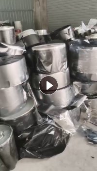 长期出售无胶卷筒pet膜，4丝，现货9吨左右，可打绳可造粒