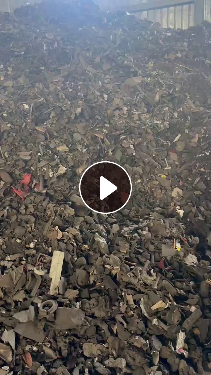 出售塑料尾料含金属，月供200吨