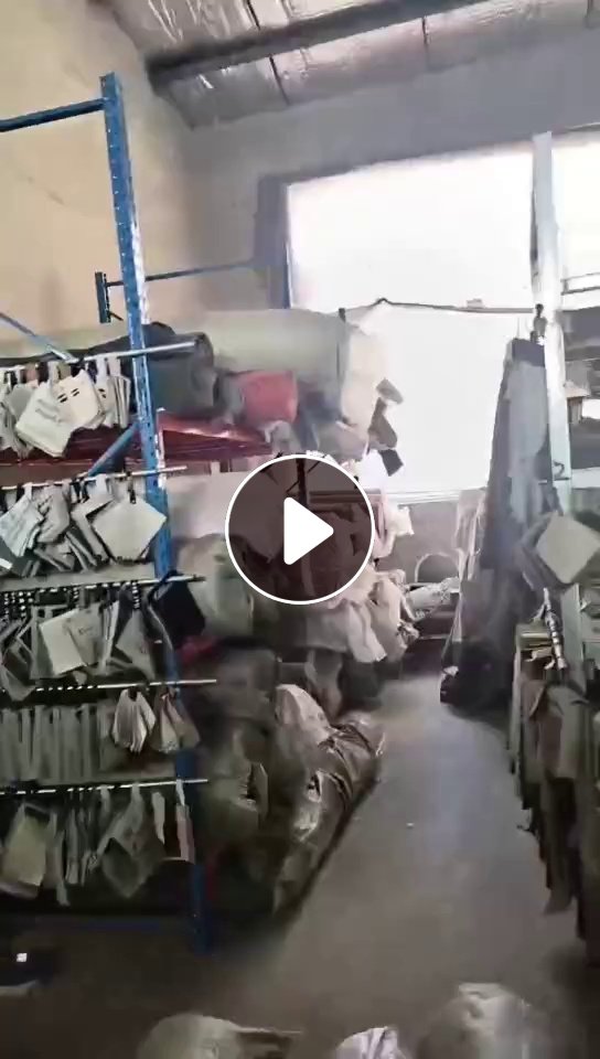 工厂出售一批库存沙发布，现货3-4吨左右，厂在天津