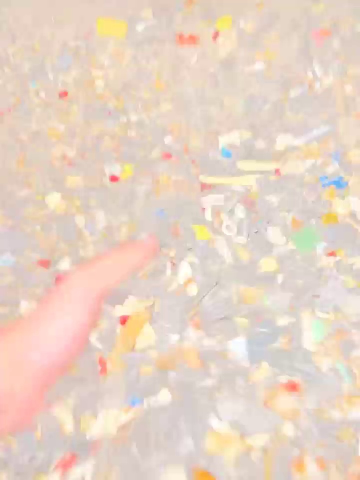 出售静电风选下来的，尼龙破碎料，纯度86左右