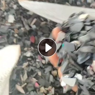 出售拆车厂下来的PP汽车内饰破碎料