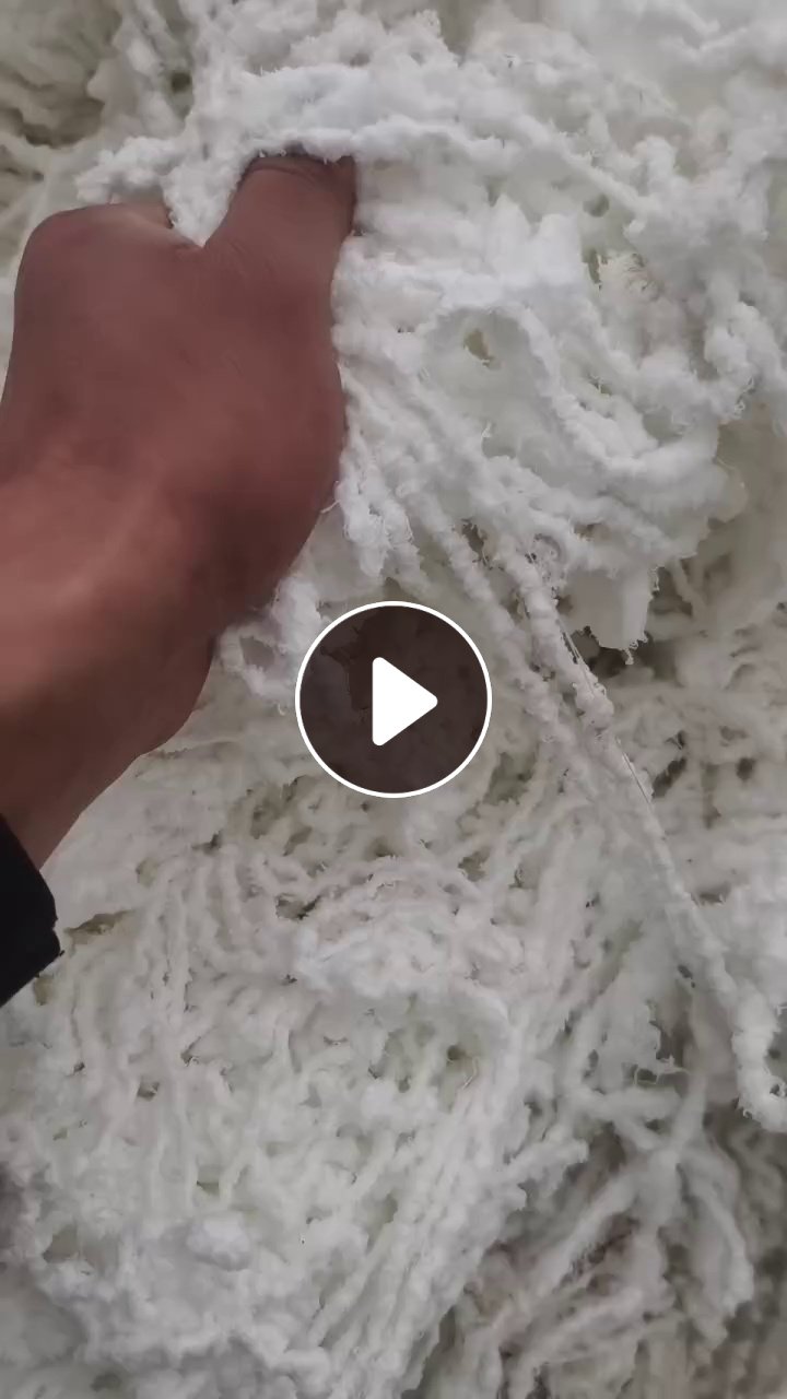 长期出售氨纶水丝，氨纶废丝，300D氨纶丝，加捻氨纶废丝，含水5.7折左右，月供50吨左右