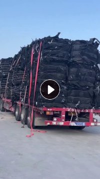 长期出售汽车顶棚内饰料,汽车内饰料,涤纶材质带玻纤,做板材用,一个礼拜就有一挂车,货在江苏徐州