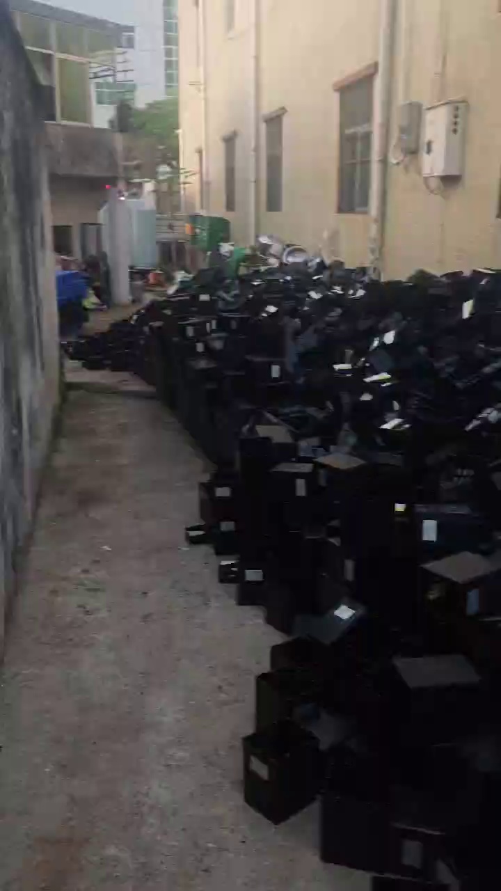 出售锂电池外壳料，高冲击，阻燃料，现货5吨左右