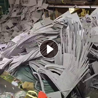 长期出售无纺布厂下来的涤纶边角料，每个月40吨左右，造粒用，货在广东东莞