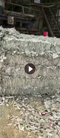 出售利乐包分离出来的铝塑膜废料,含铝30%,现货两千多吨