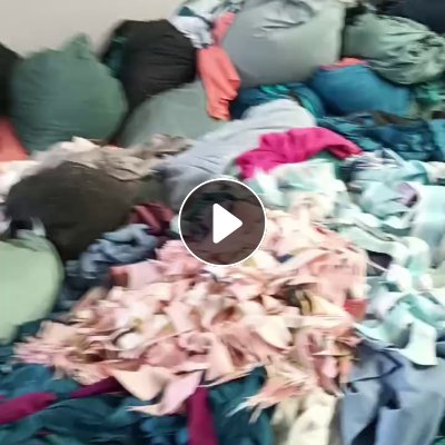 长期出售的绒布下脚料，涤锦废布，涤锦边角料，含锦5%左右，现货9.6米一车