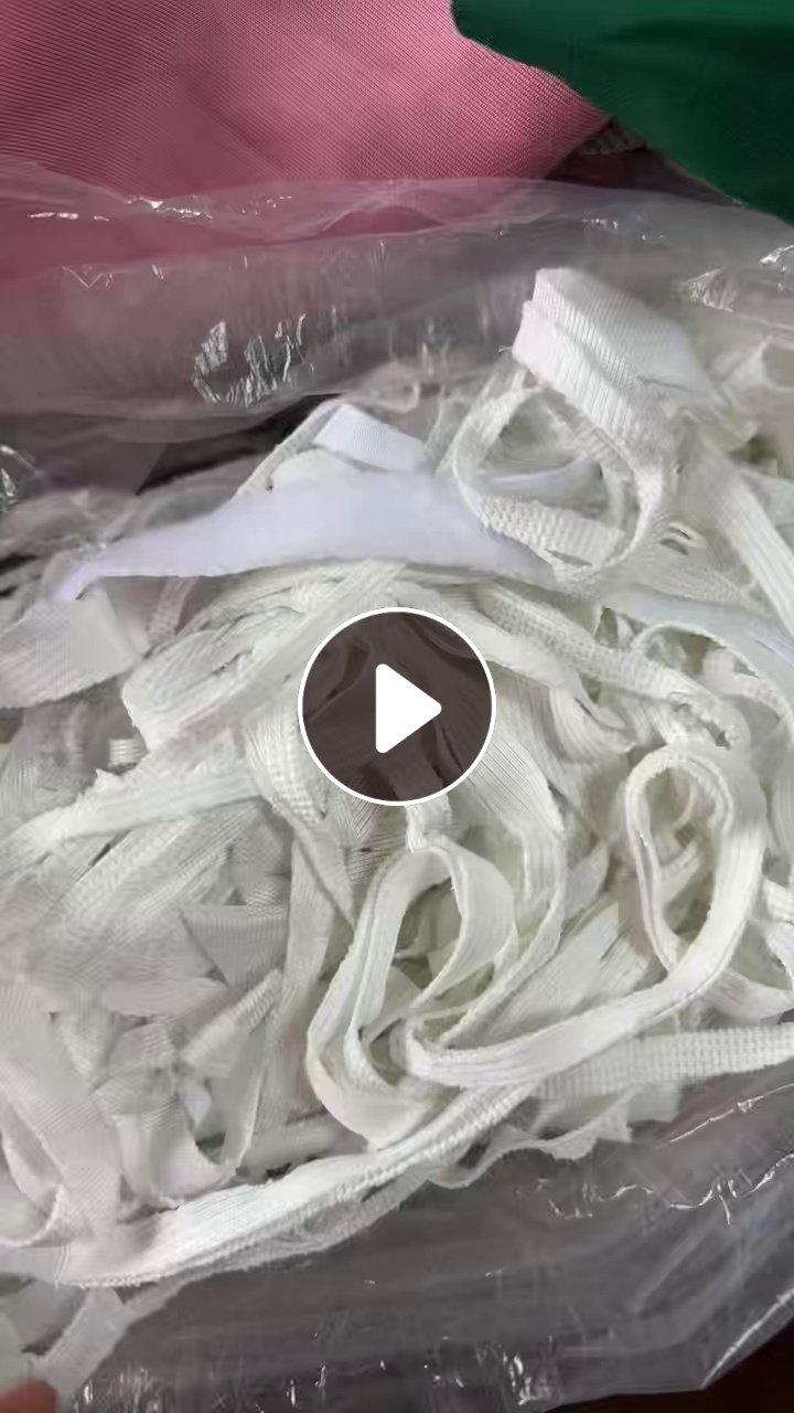 长期出售服装厂废布，废布统货，废布边角料，现货五吨左右