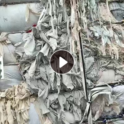 长期出售涤纶碎布，涤纶废布，能开花，跟造粒的都有，货在浙江金华