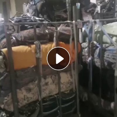 长期出售纯涤纶布，乱麻，雪纺，色丁等库存布，库存面料