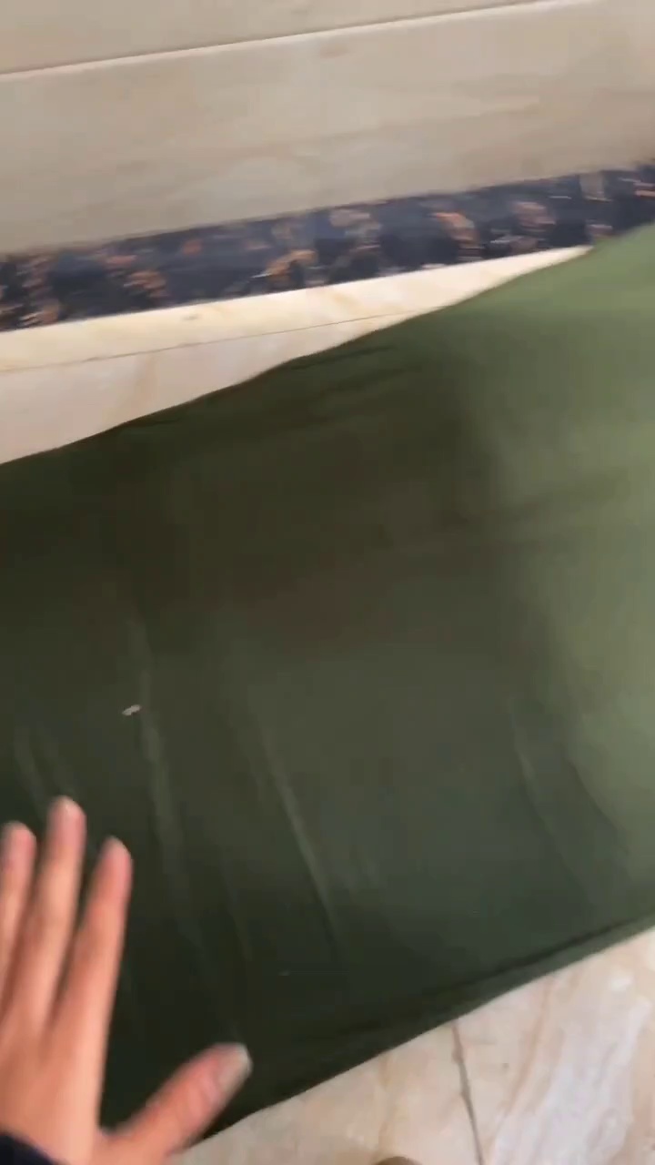 出售学生物资，学生床单，学生褥子，学生被子，枕头，现货几百套