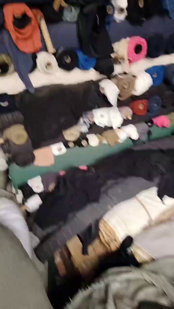 出售一批库存卷布，处理布，厂在江苏苏州