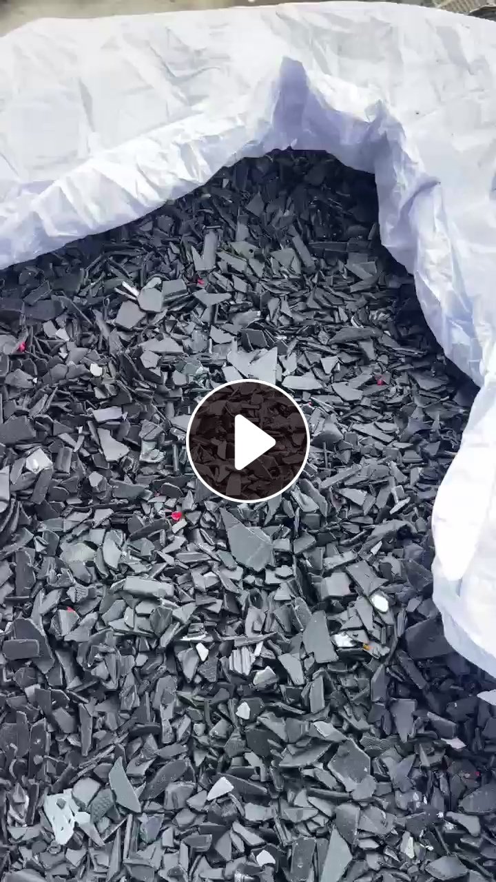 长期出售摩配破碎料，汽车内饰破碎料