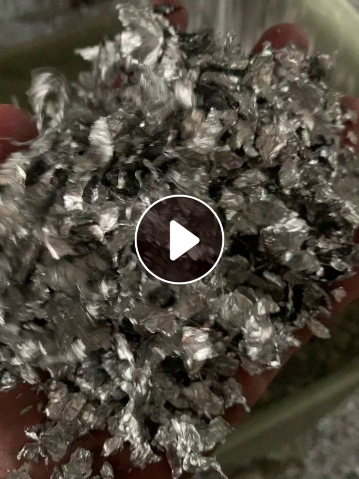 长期出售油烟机铝箔管破碎料