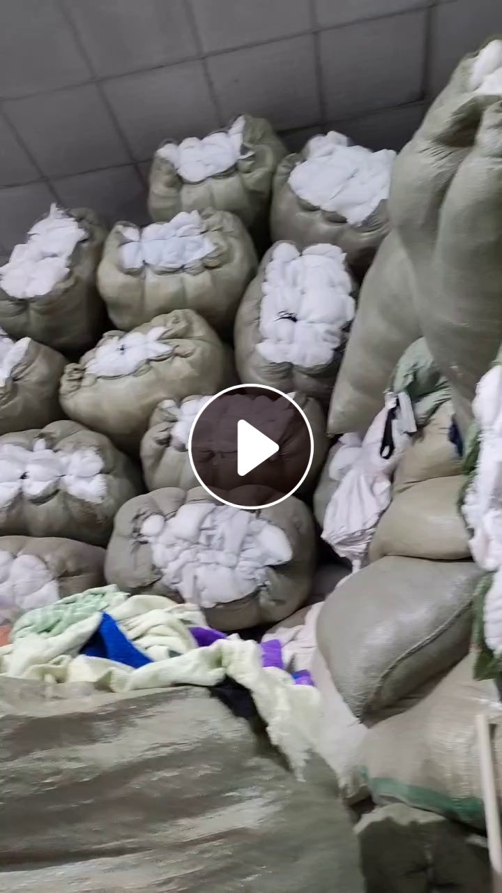 出售PP棉废布，化纤棉废布，可开花，也可以充枕头，充玩具等，货在江苏无锡