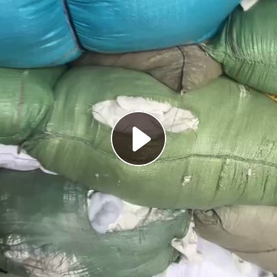 长期出售白色的涤纶废布，涤纶开花料，现货十几吨，货在江苏宿迁