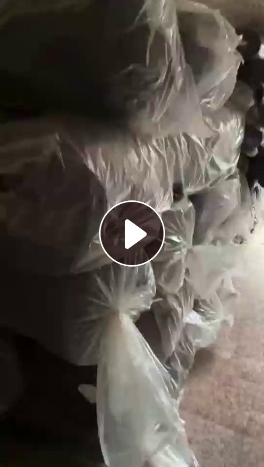 出售同一个批次深灰色的摇粒绒，摇粒绒库存布，绒布，门幅155，克重200，货在江苏吴江