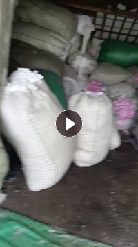 长期出售纯涤纶废布，涤纶造粒布，涤纶布，干净可直接造粒，月供30吨，货在江苏苏州