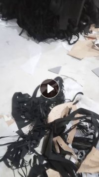 工厂长期大量出售汽车内饰料，无纺布料白色黑色一起卖，现货45吨左右，厂在重庆长寿