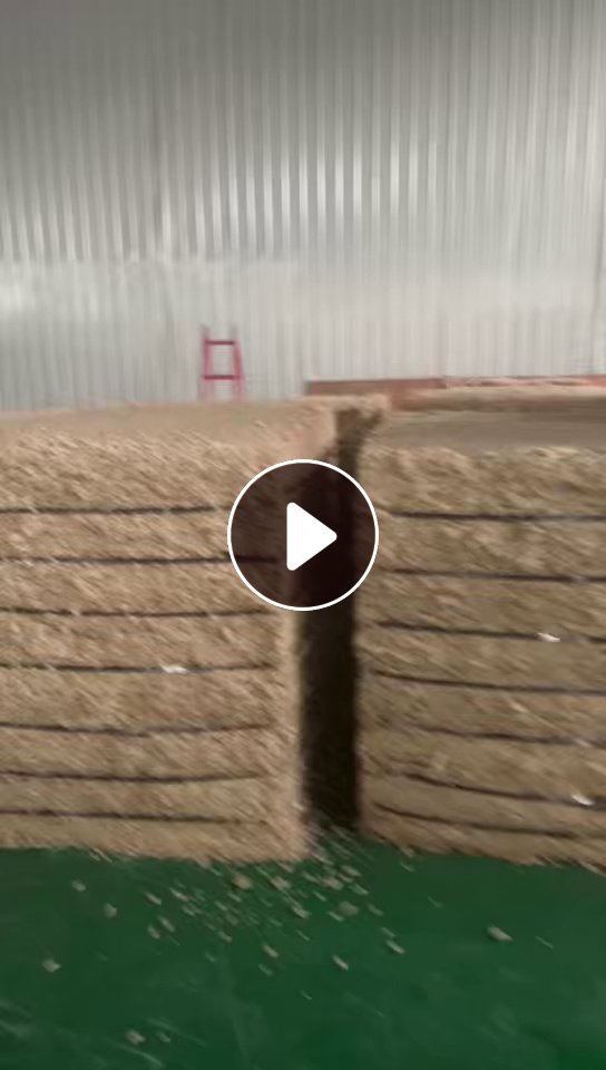 长期出售本色的利乐包纸浆，含水50%左右