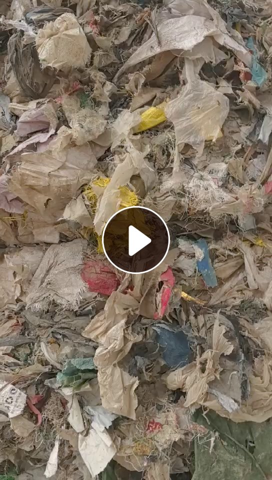 出售杂膜炼油料，建筑垃圾风选膜炼油料，编织袋为主的塑料