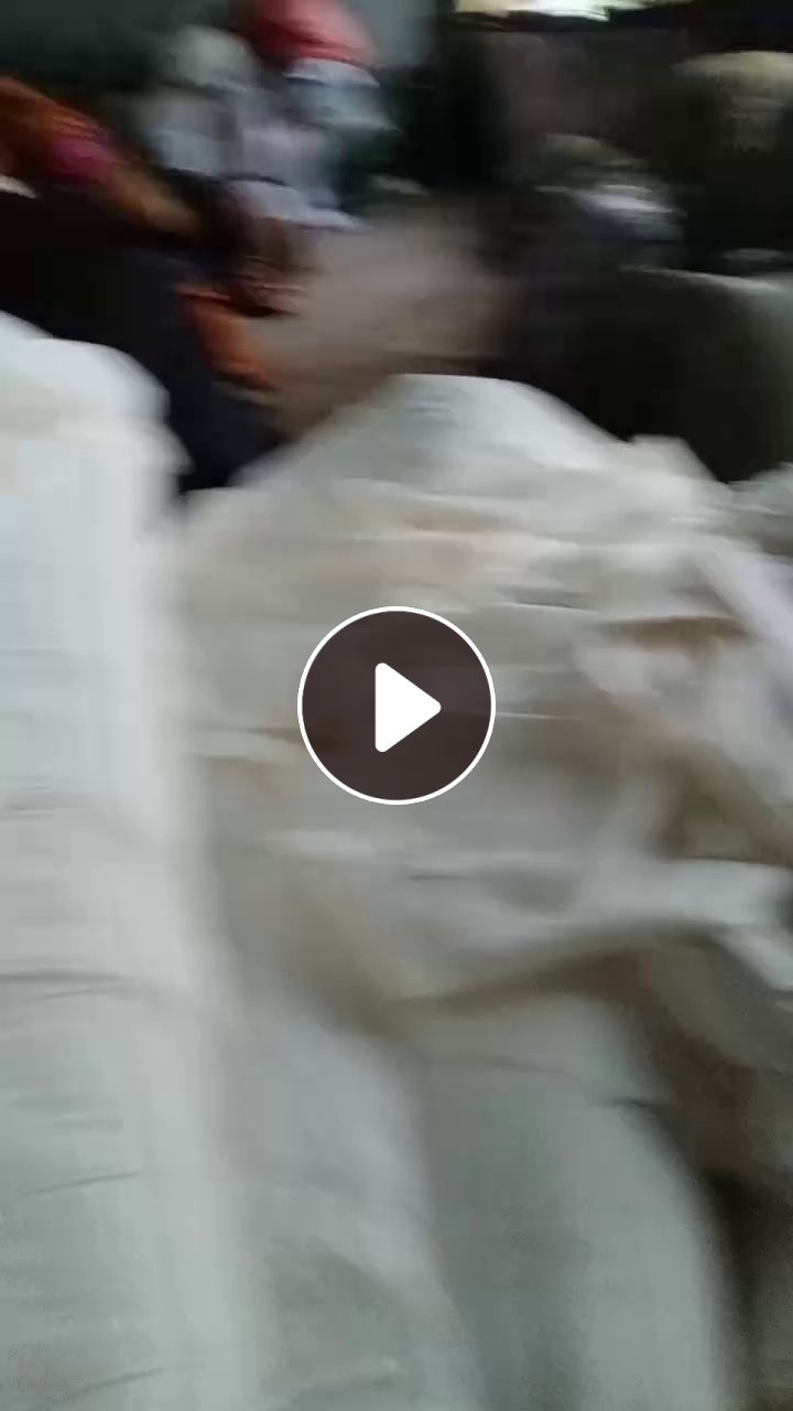 出售染厂下来的大小卷布，卷布，处理布，现货有十来吨，货在湖北荆州