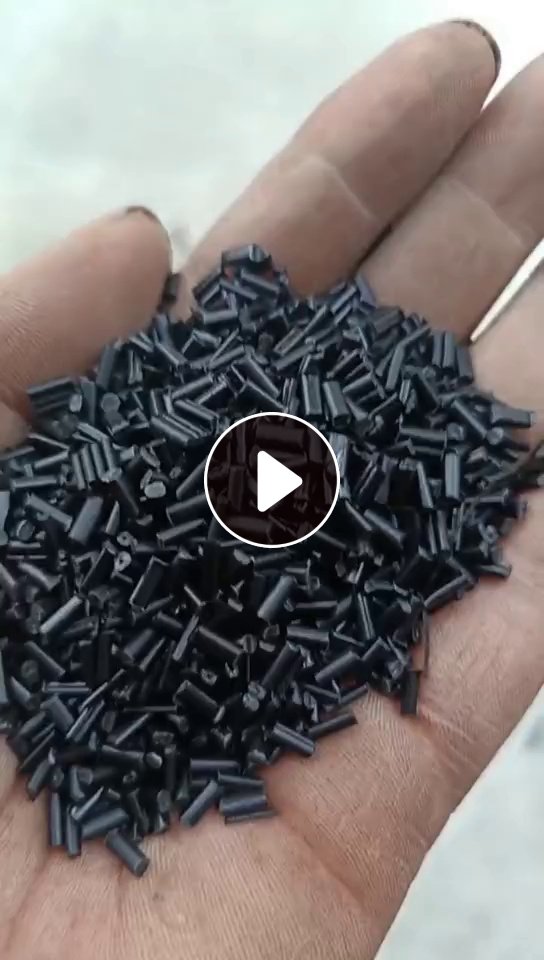 出售PP黑色无网布注塑颗粒，月供500吨