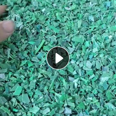 长期出售水粉PET打包带破碎料，月供800吨