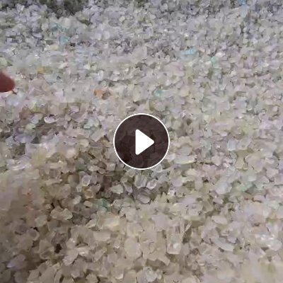 长期出售PVC钢丝管破碎料，蓝色和白色两种，清洗过的