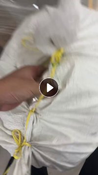 出售耐高温PET原膜废料(160度),也有复合PE膜,有分开装