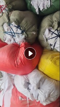 长期出售漂白涤棉废布,漂白开花料,针织梭织都在一起,现货有9.6米一车,货在广东佛山