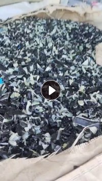 出售油箱破碎料，HDPE破碎料，月供200吨