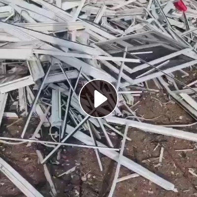 出售PVC塑钢毛料，现货三十多吨，有含些彩钢