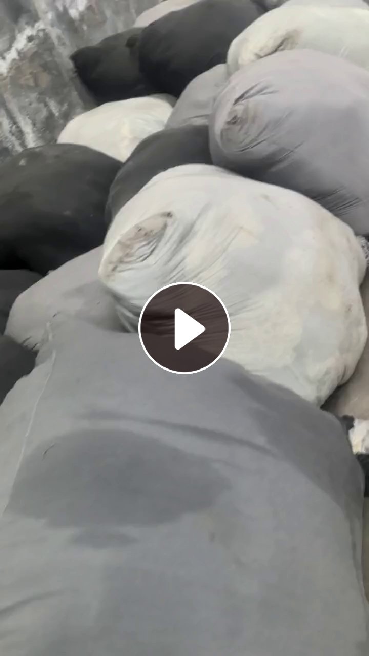 长期出售涤棉废丝，涤棉水丝，含水量百分之30左右，现货25吨左右