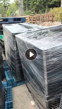 出售黑色PET吸塑盒破碎料，现货十来吨，可以做片材