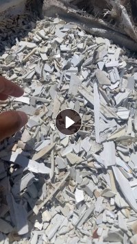 大量出售PVC塑钢破碎料，现货300吨